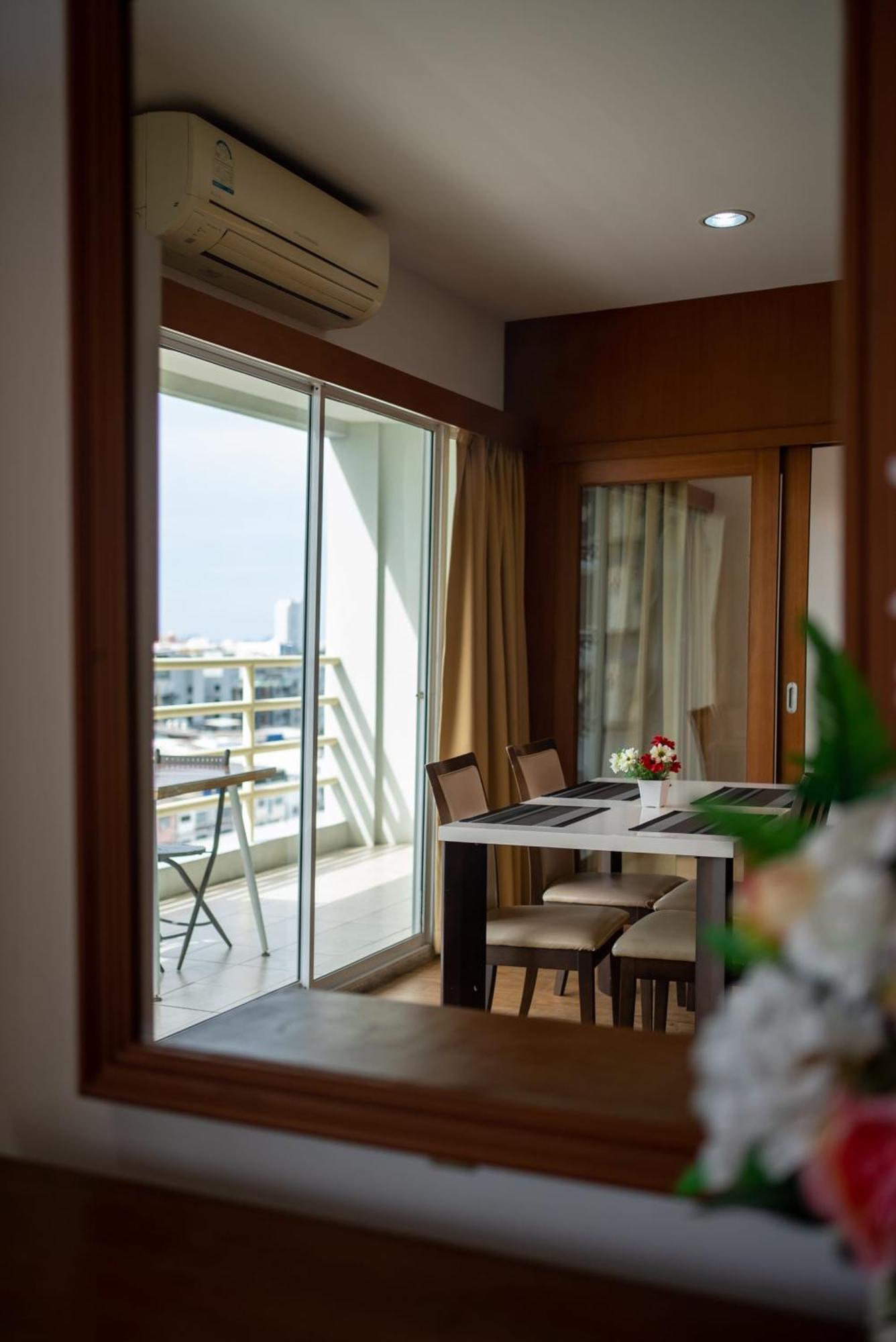 Vtsix At View Talay 6 Ξενοδοχείο Pattaya Εξωτερικό φωτογραφία